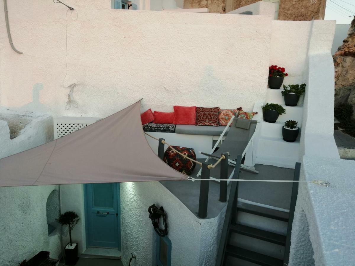 Santorinian Lava House Villa Pýrgos Buitenkant foto