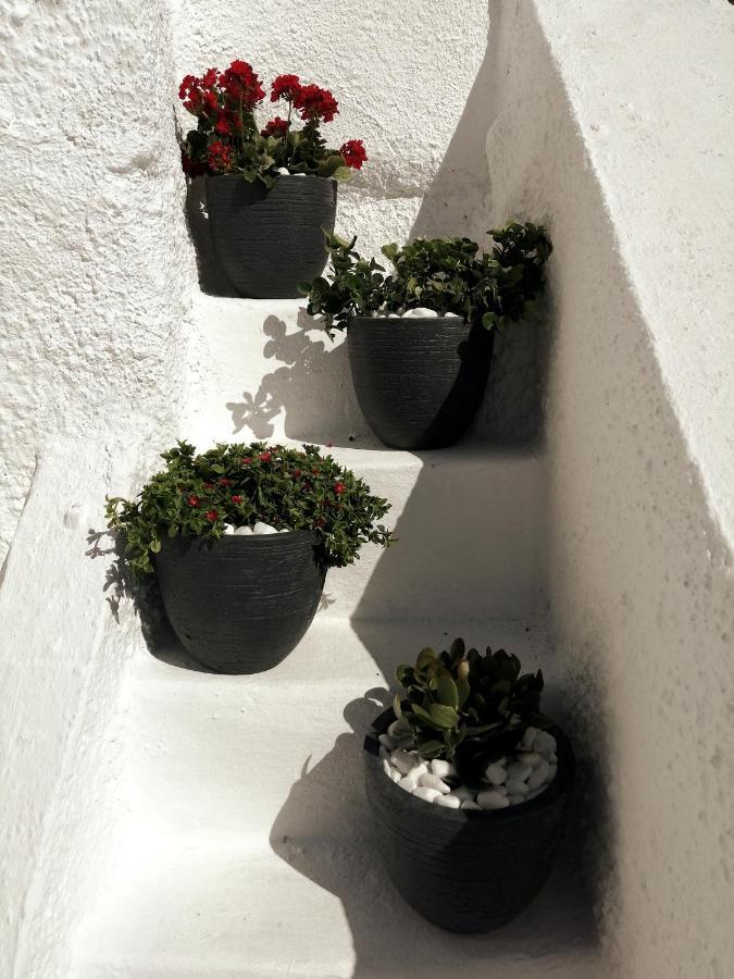 Santorinian Lava House Villa Pýrgos Buitenkant foto