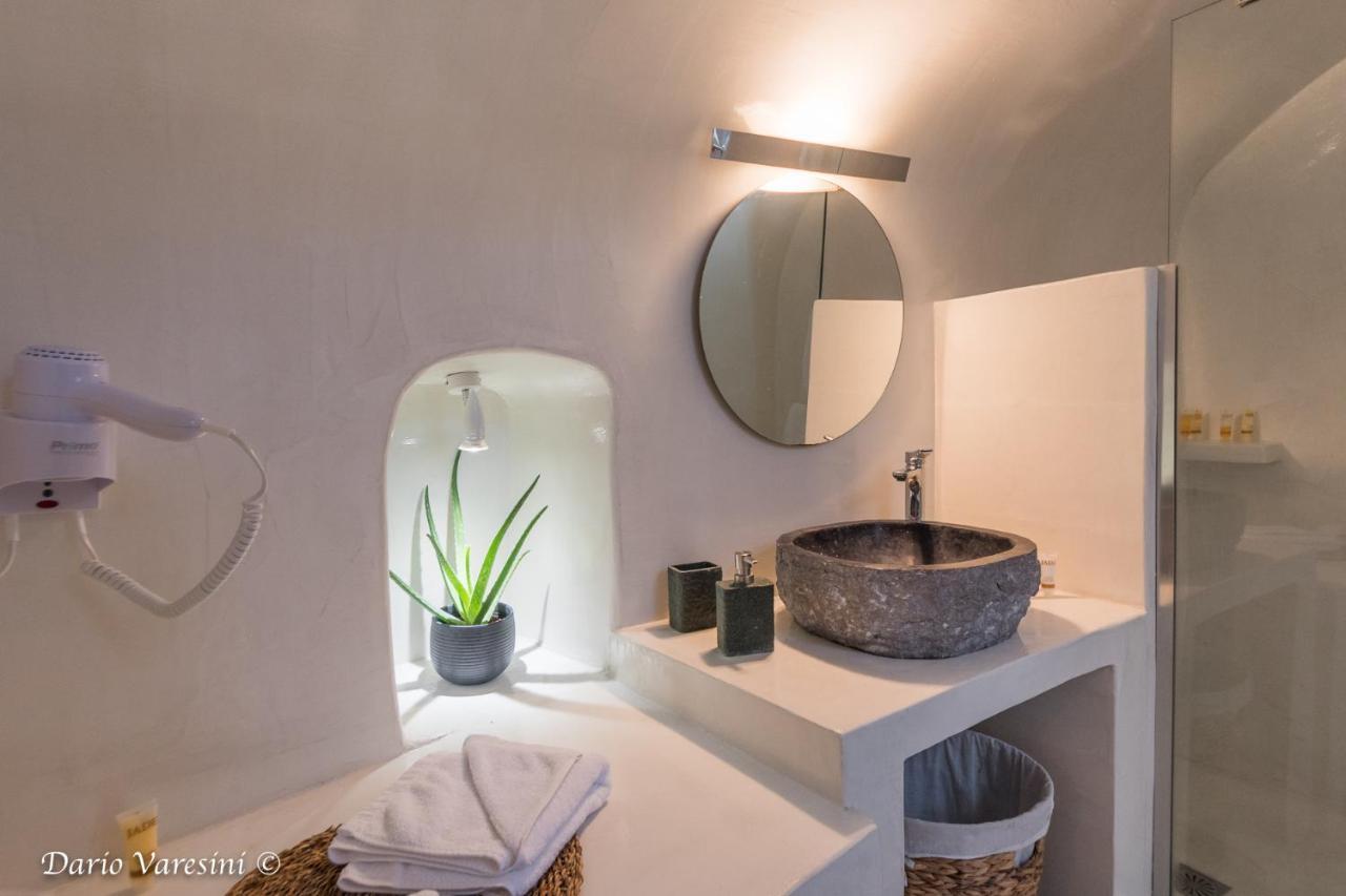 Santorinian Lava House Villa Pýrgos Buitenkant foto